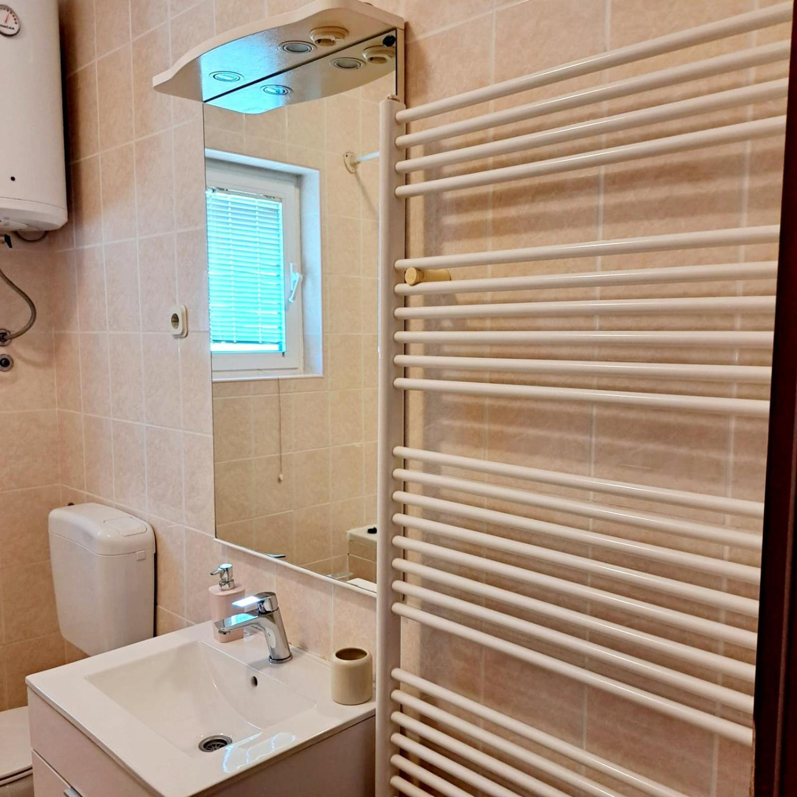 Apartments Pletikosa โบรดาริตซา ภายนอก รูปภาพ